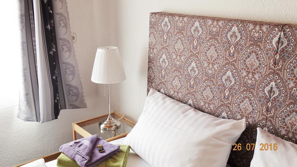 Hotel & Restaurant Arnoldusklause Düren - Eifel 객실 사진
