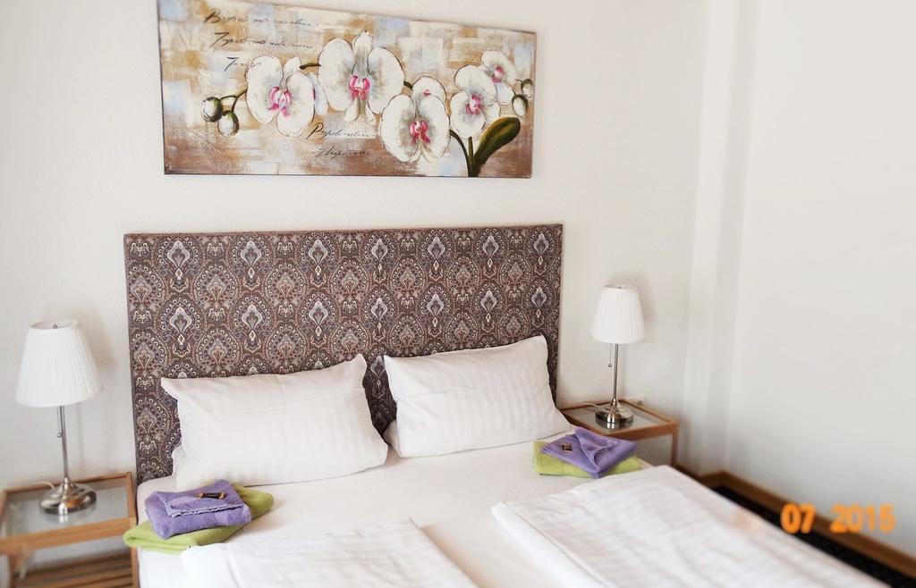 Hotel & Restaurant Arnoldusklause Düren - Eifel 객실 사진