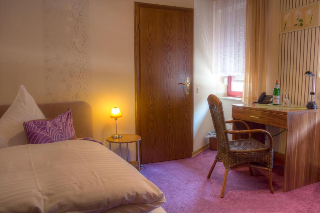 Hotel & Restaurant Arnoldusklause Düren - Eifel 객실 사진